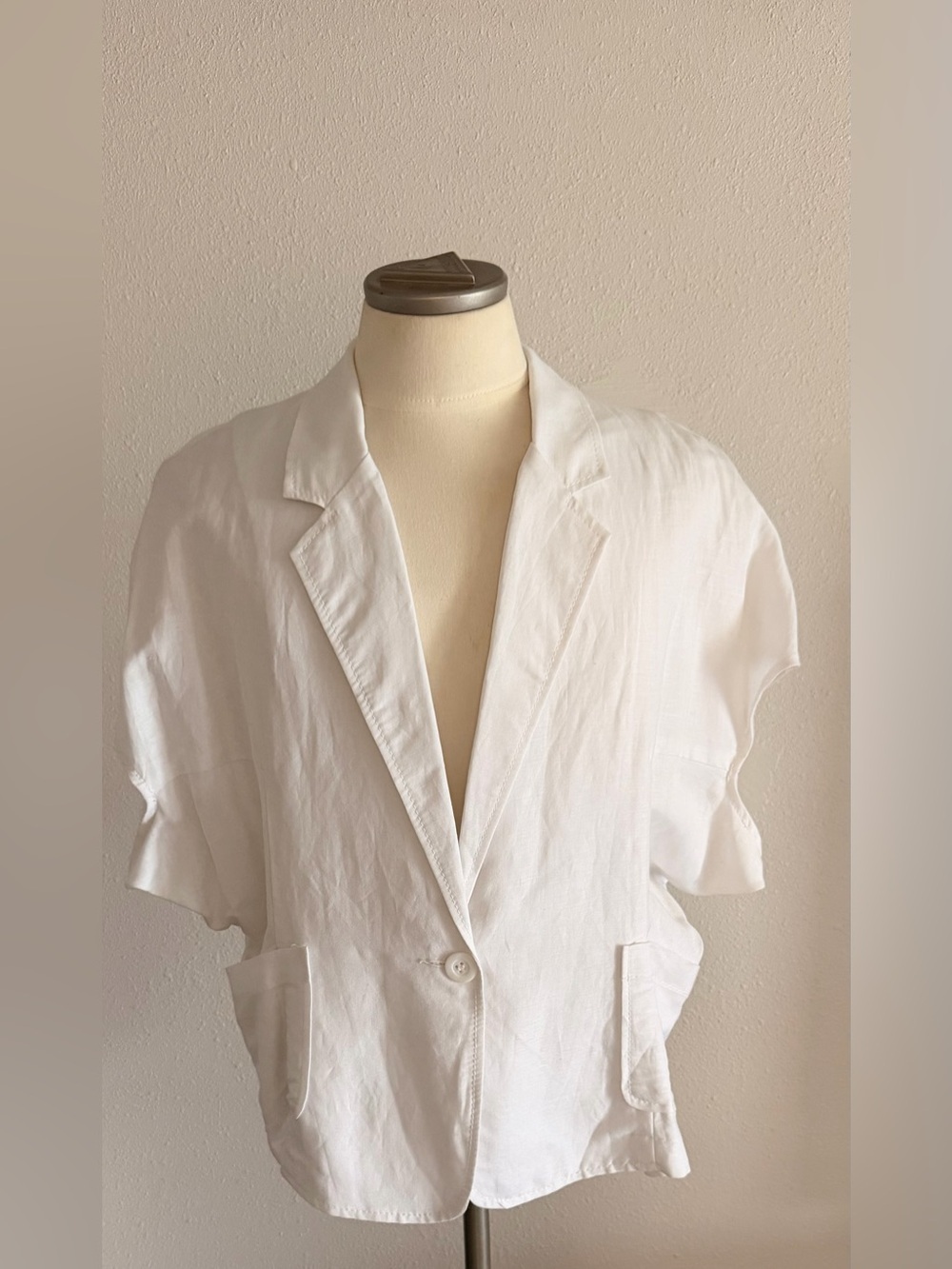 Karen Kane White Short-Sleeve Linen Blend Blazer Medium